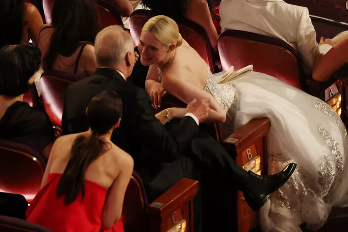260317-oscars-2026-funny-moments-main.jpg-019.jpg