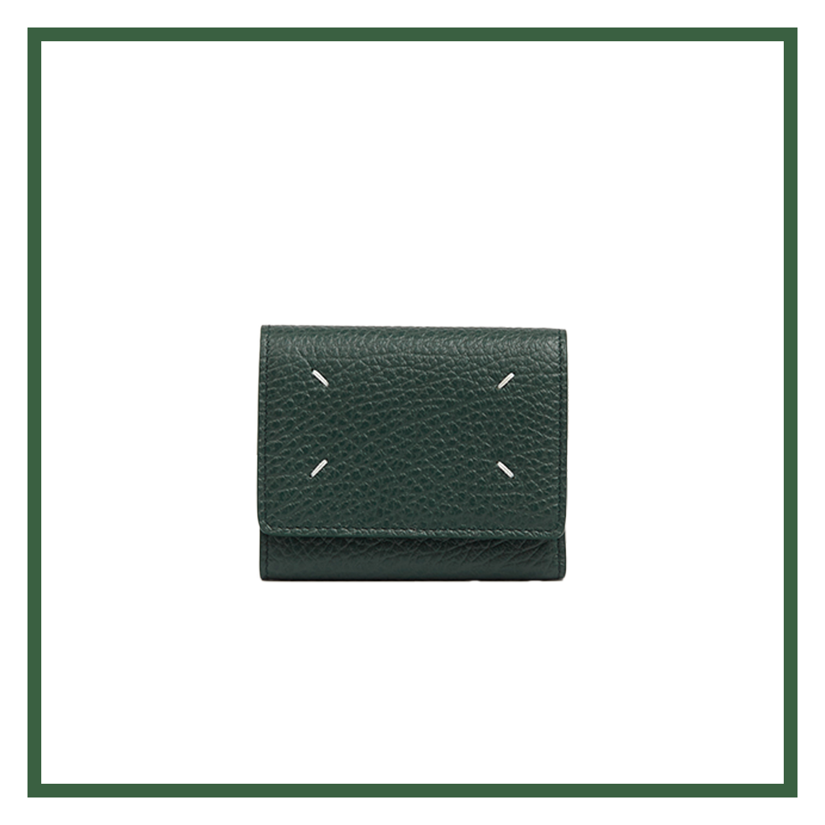 4月のおうし座は「選択」が肝。ダークグリーンの導きに身を委ねて。【12星座別ラッキーアイテム占い】