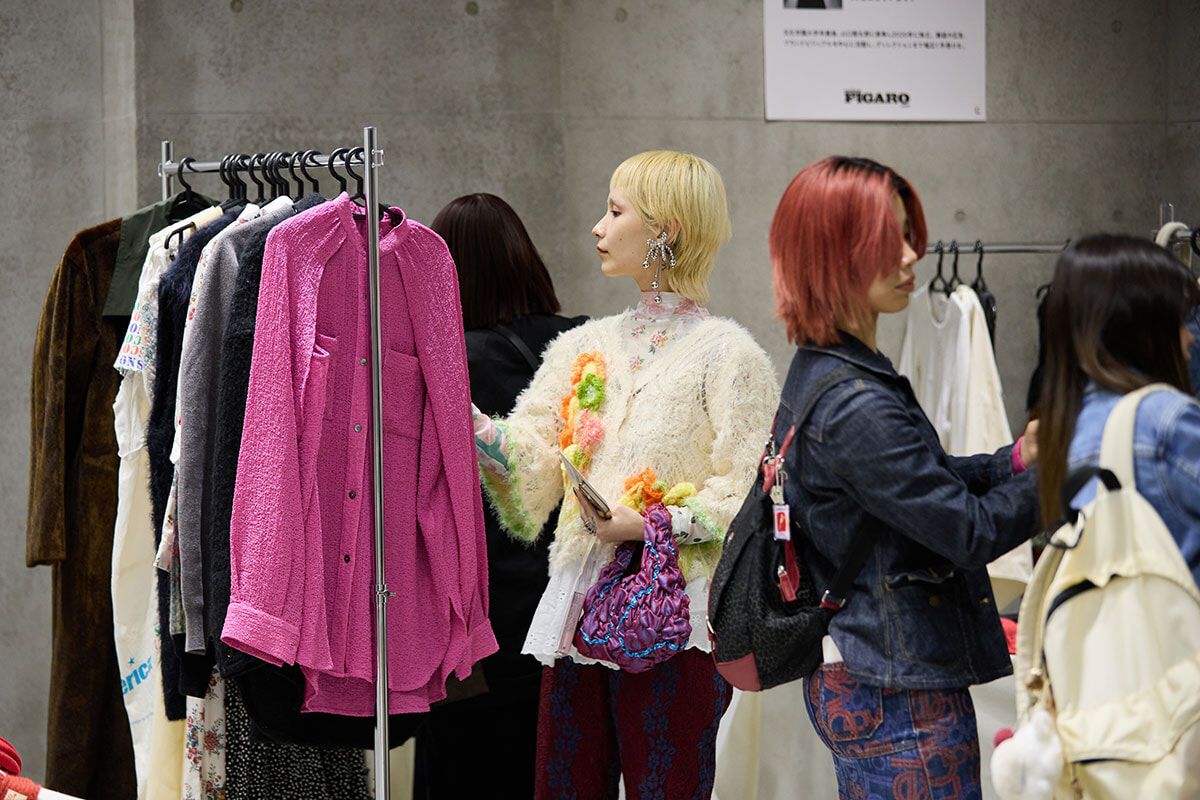 260407-stylist-flea-market-report_03.jpg