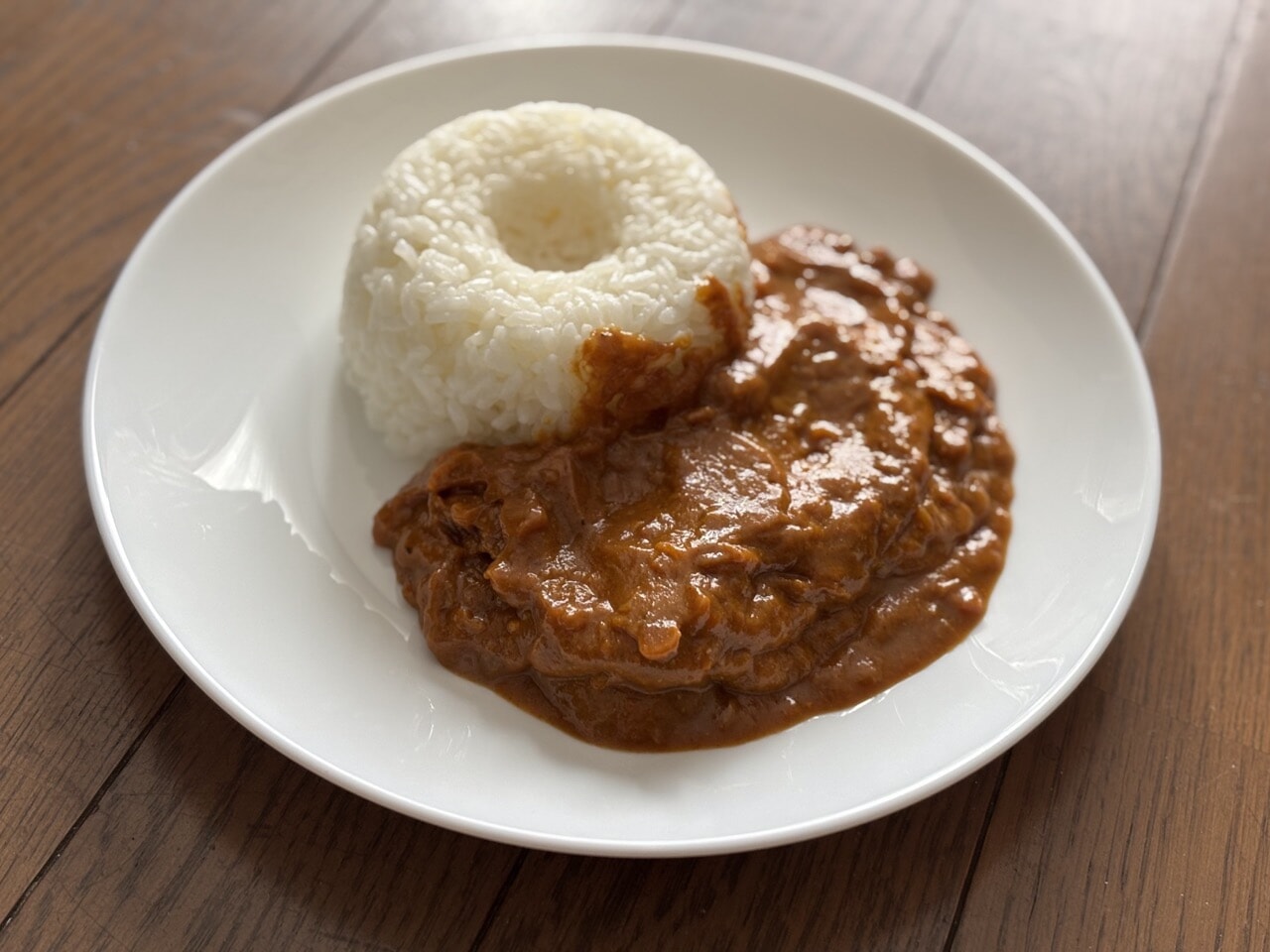 素材を生かしたスパイシー欧風ビーフカレー.jpeg