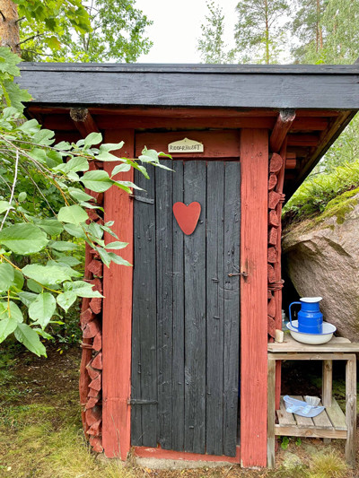 210302-toilet.jpg