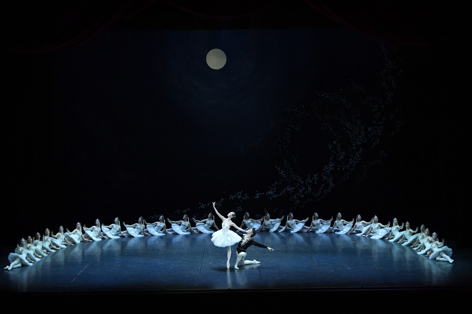 18-04_LaBayadere_no.0975(photo_Hidemi Seto)◎.JPG