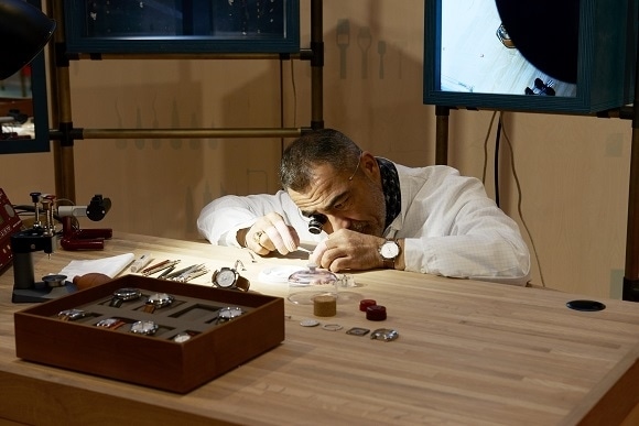 AlexProfitHorsLesMurs09-580.jpg