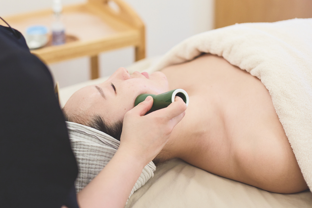 Areuke SPA Hongdae 1.png