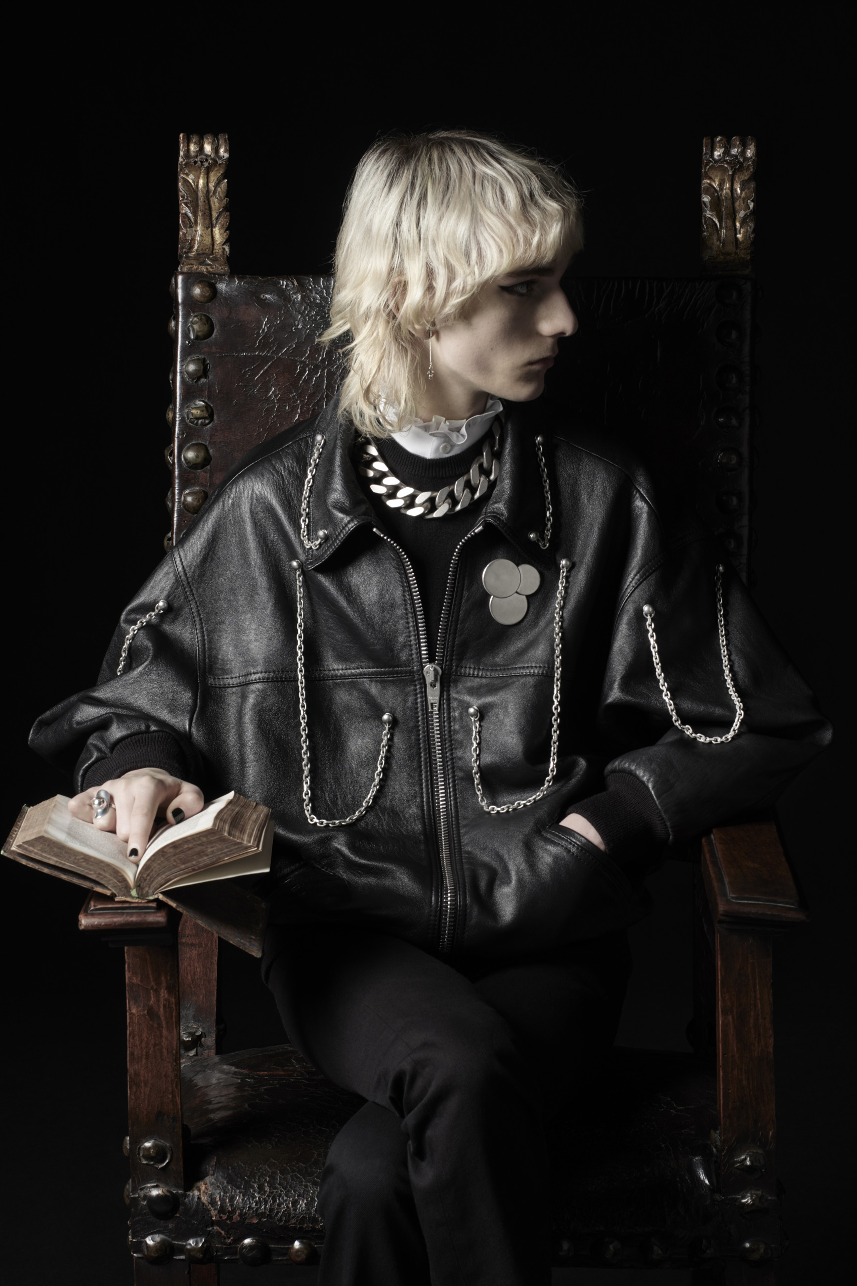 CELINE_MEN_WINTER21_12_HR.jpg