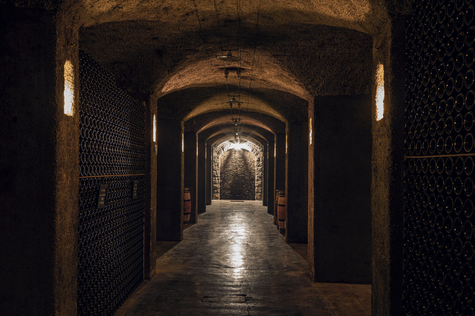 Ca' del Bosco_Caveaux tunnel_Photo by Mattia Aquila.jpg