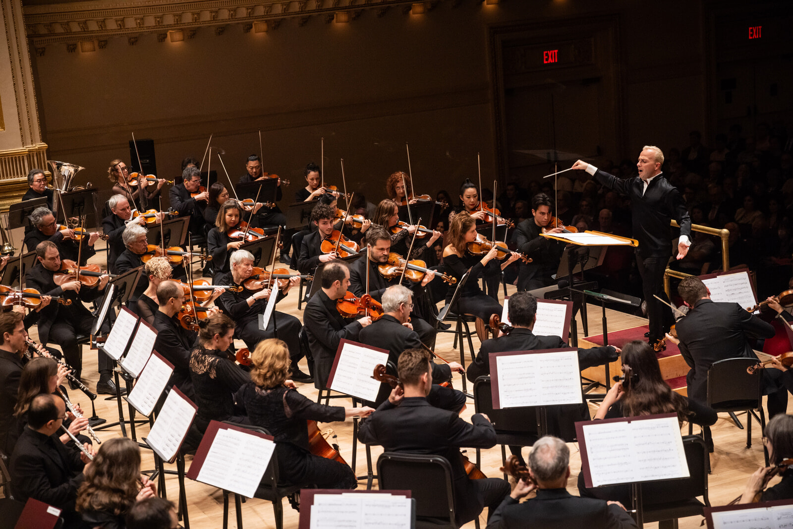 MET_ORCHESTRA_CARNEGIE_HALL_6_22_23_EVAN_ZIMMERMAN_1218.jpg