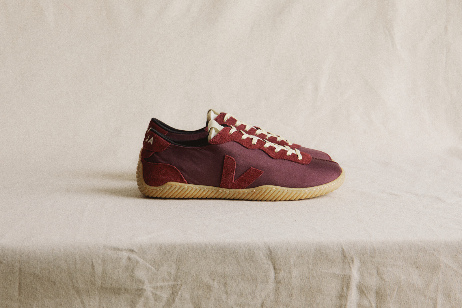 VEJA_SS26_BASERANGE_STILL_LIFE_13 (1).jpg