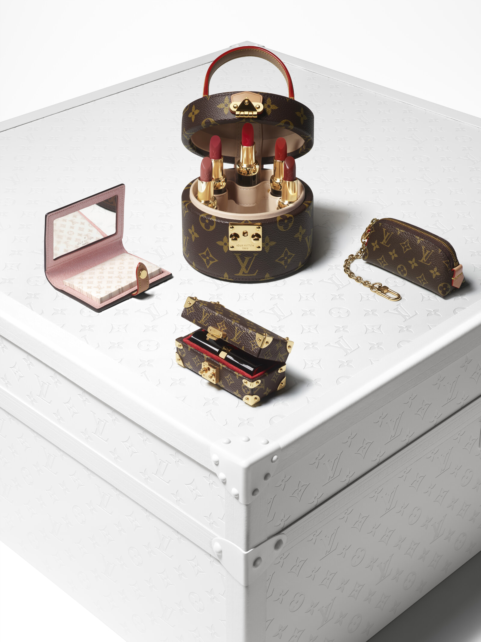 La Beauté Louis Vuitton_Small leather goods.jpg