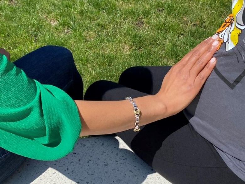 どんな人がどんな理由で代理母に？ 米国で増える代理出産。