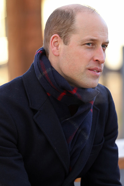 celebnews-01-210329.jpg