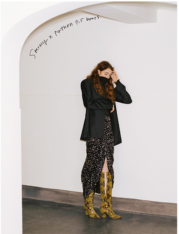 middle-01-heelxskirt-191017.jpg