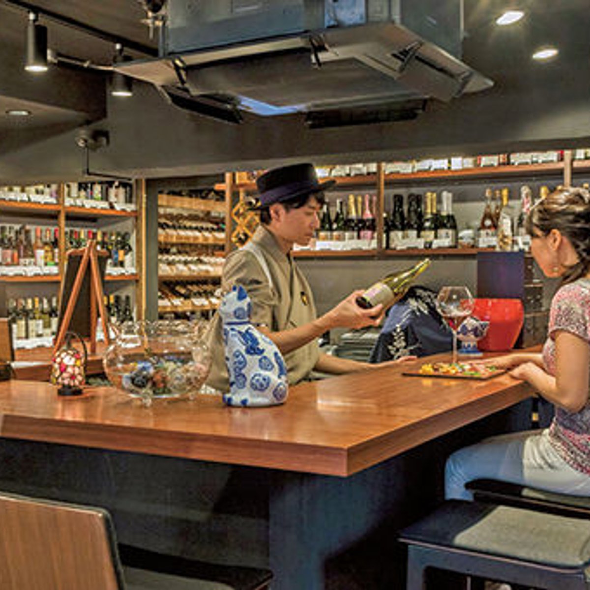 日本産ワインの最先端がわかる、西麻布の専門店。