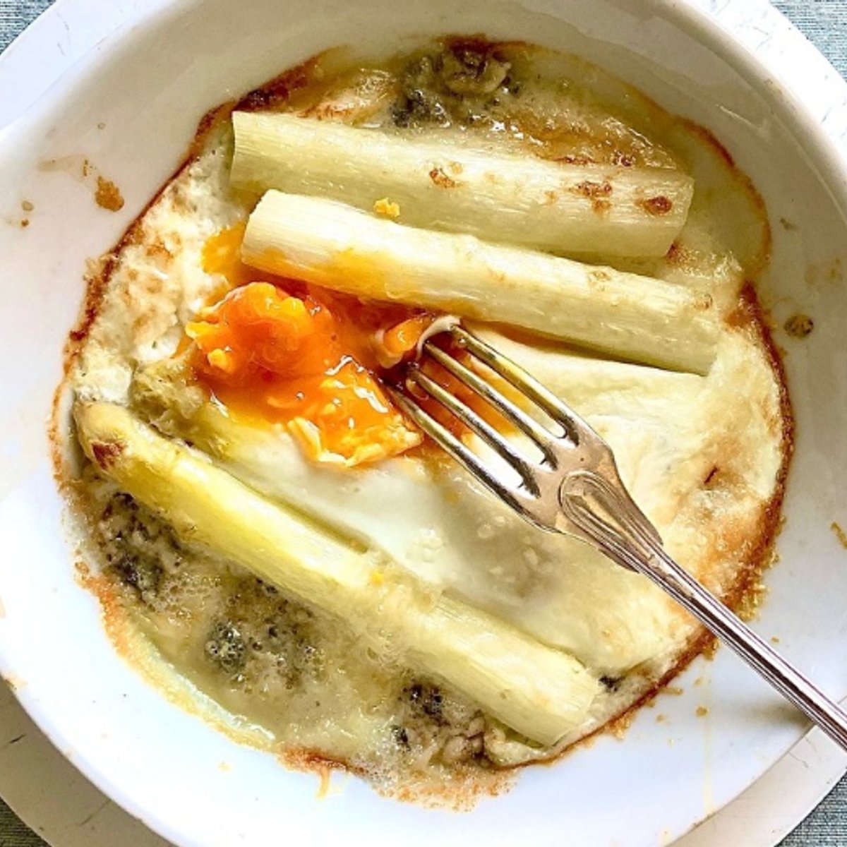 ホワイトアスパラで味わう、春の贅沢