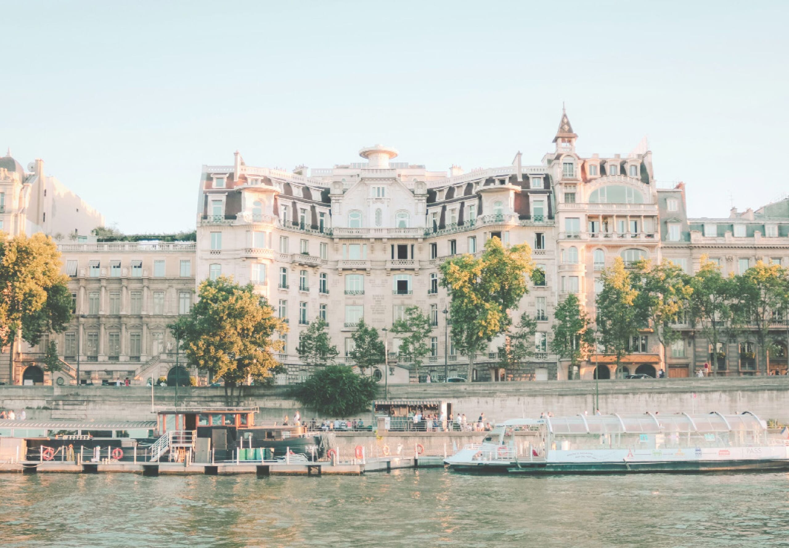 Paris City Guide