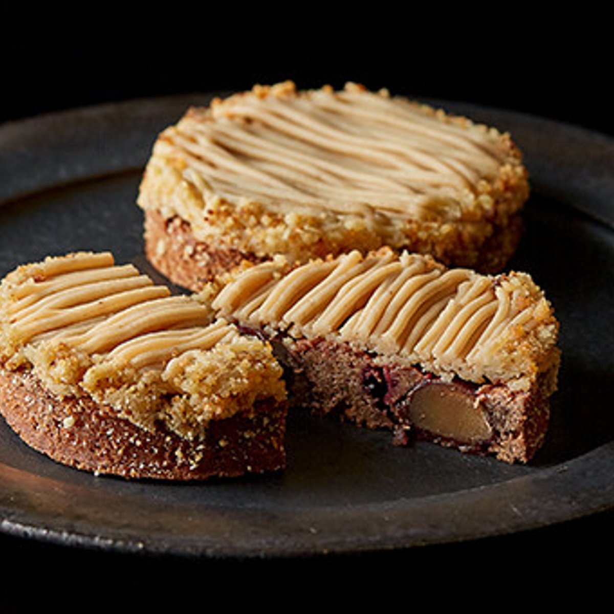 マロン×カカオ、ビーン・トゥ・バー発想のモンブラン。