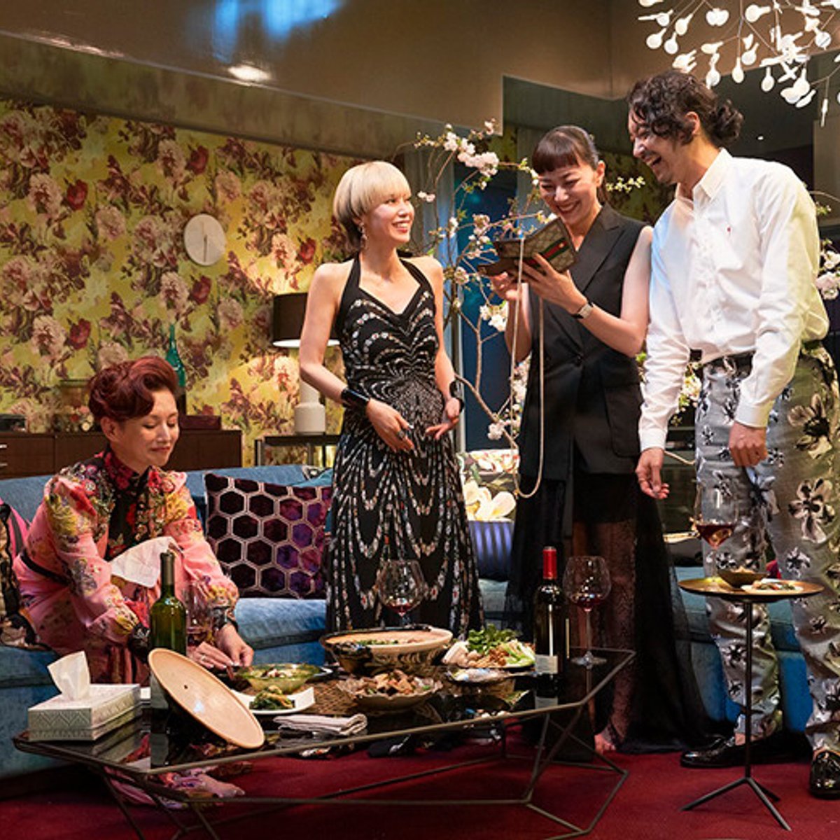 蜷川実花が世界へ発信！ リアルで新しい東京の女性像。