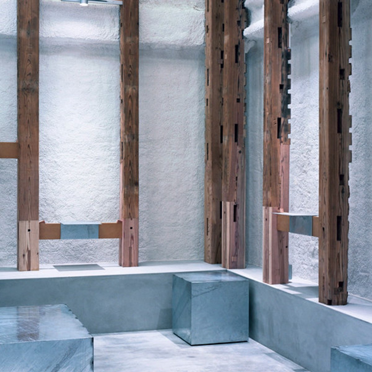 「T-HOUSE New Balance」、ニューバランスのヴィジョンと蔵との出会い。