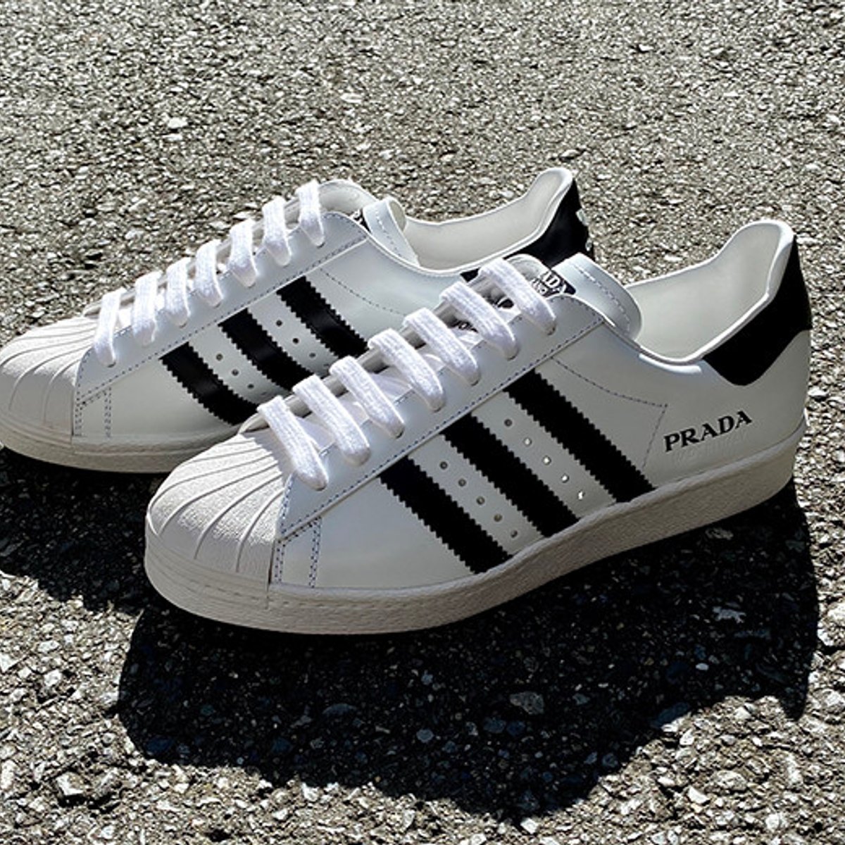 AかつBなプラダ スーパースター。