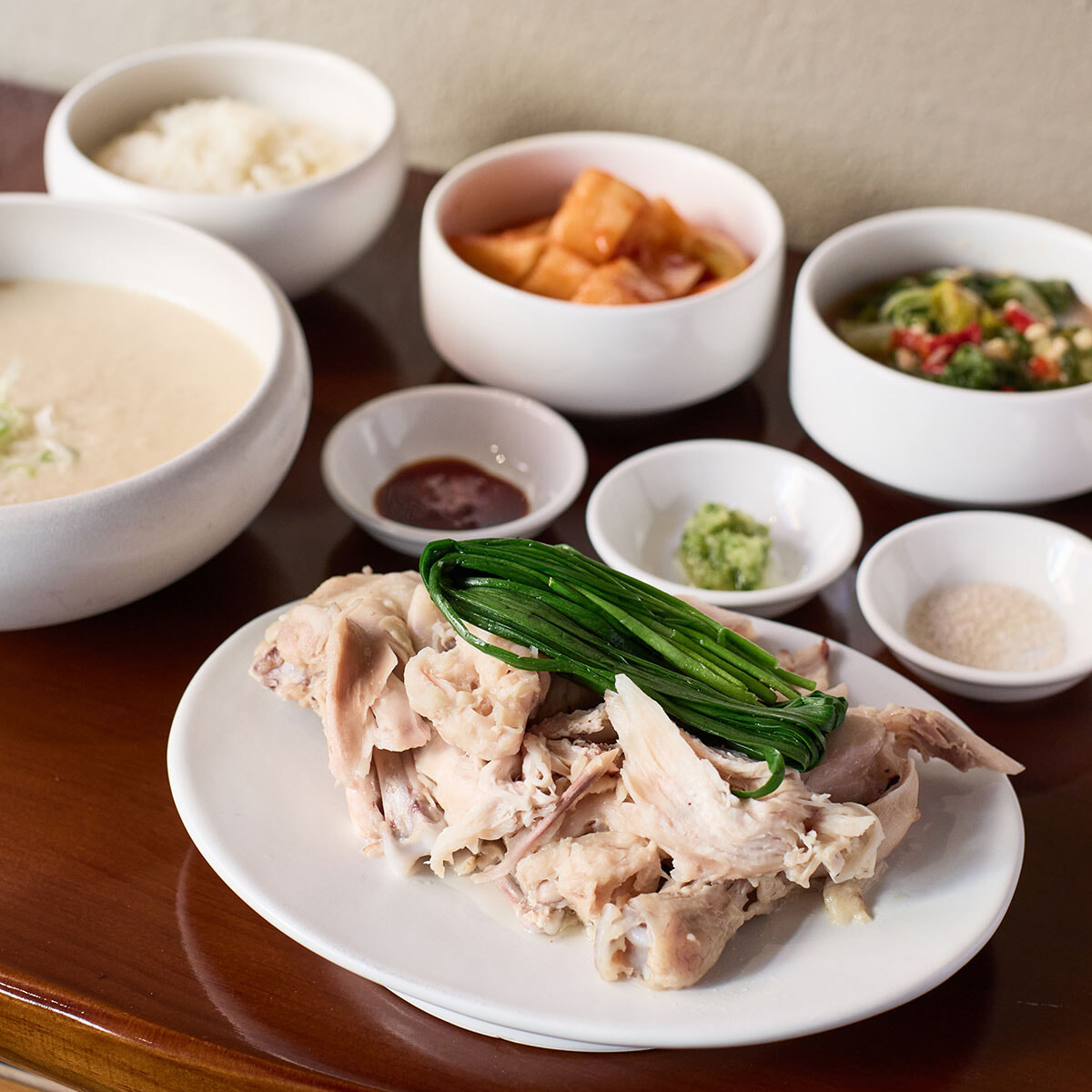 【大人のための韓国旅グルメ】ポッサムからタッカンマリまで、牛・豚・鶏肉を楽しむ厳選6軒。