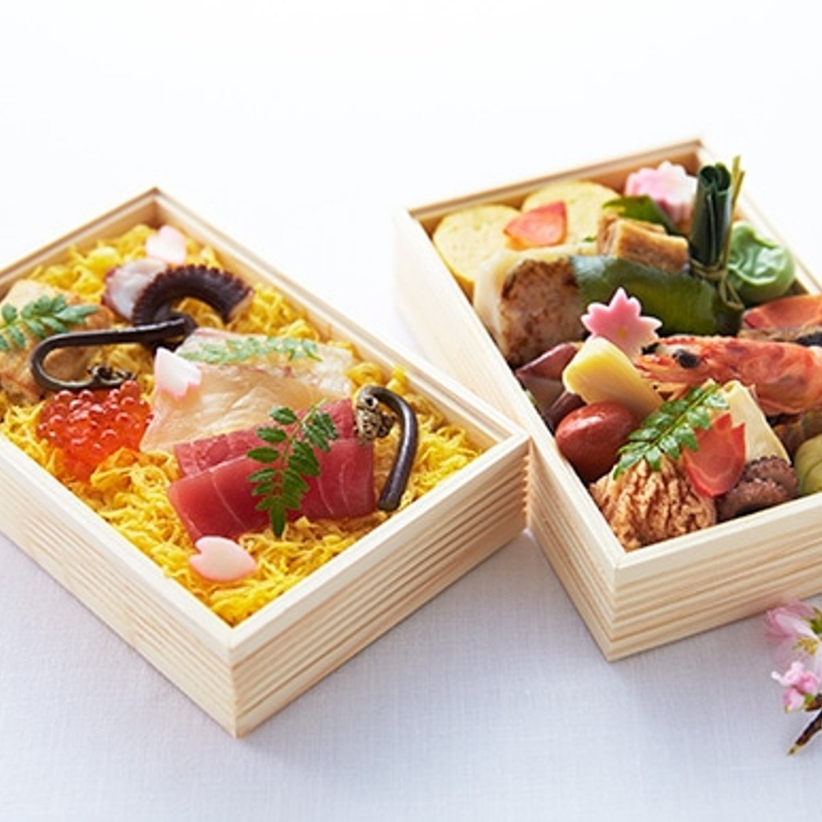 京都の桜とともに味わいたい、ホテルメイドのお花見弁当。