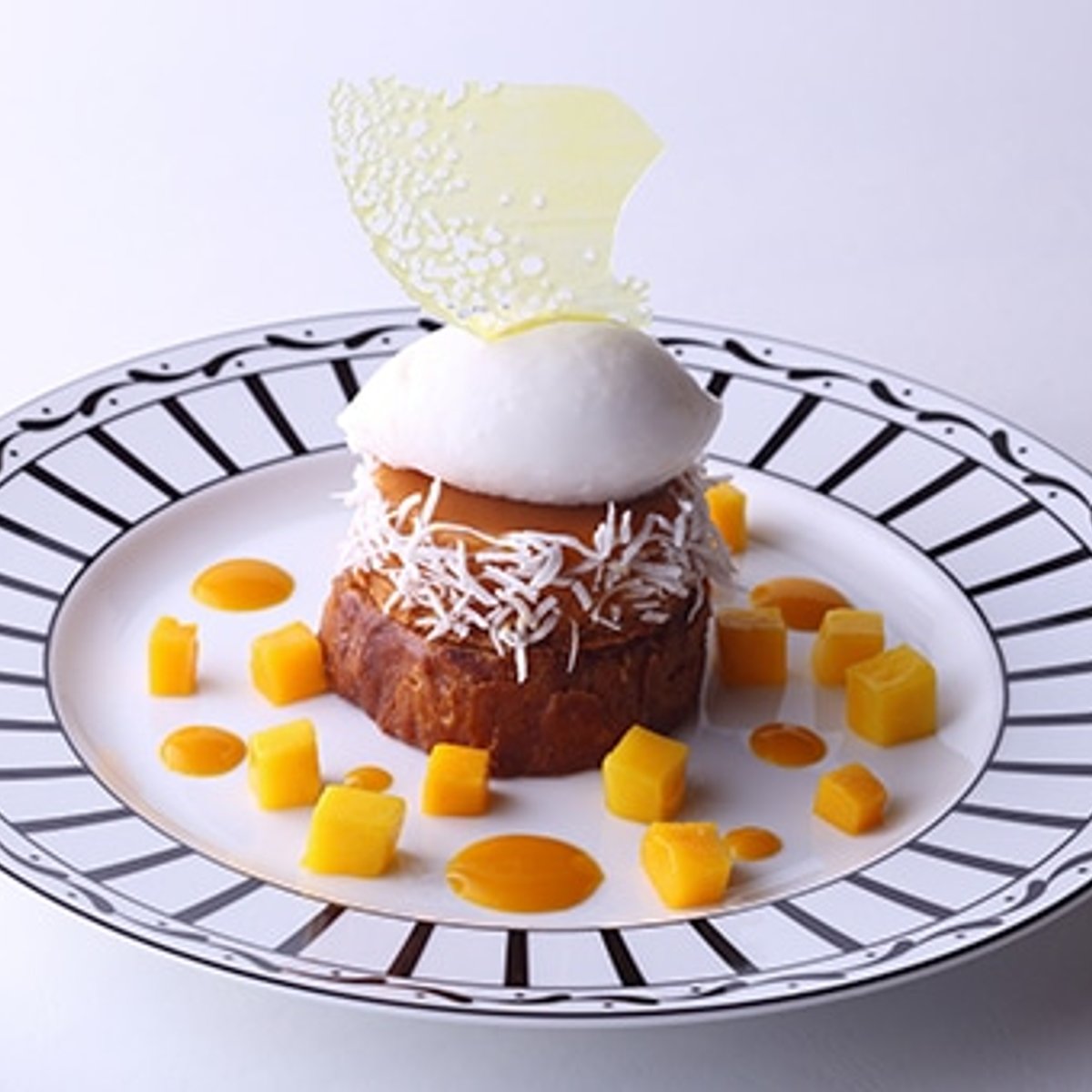 イートインで味わう、GINZA SIX限定スイーツ。 | madameFIGARO.jp