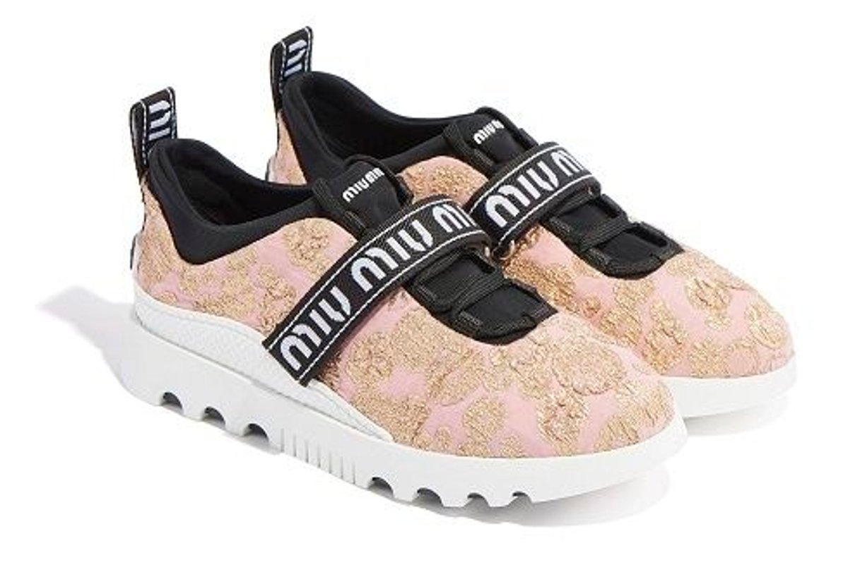 170807-miumiu-sneaker-ogp-2.jpg