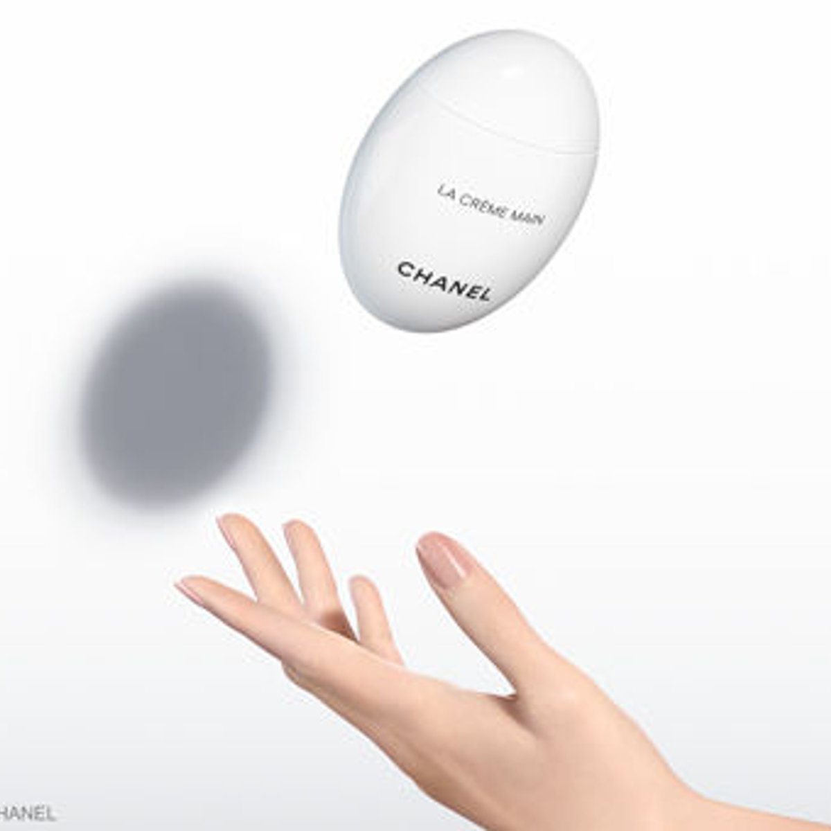 シャネルの玉子みたいなハンドクリームが超絶カワイイ！