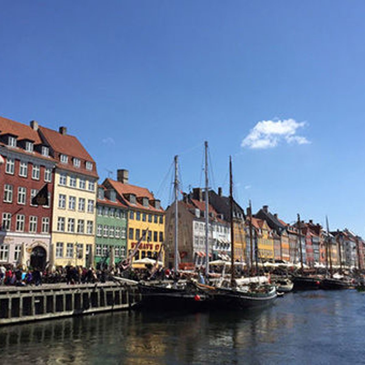 欧米でブームの「ヒュッゲ」で日本人も幸せになれる？