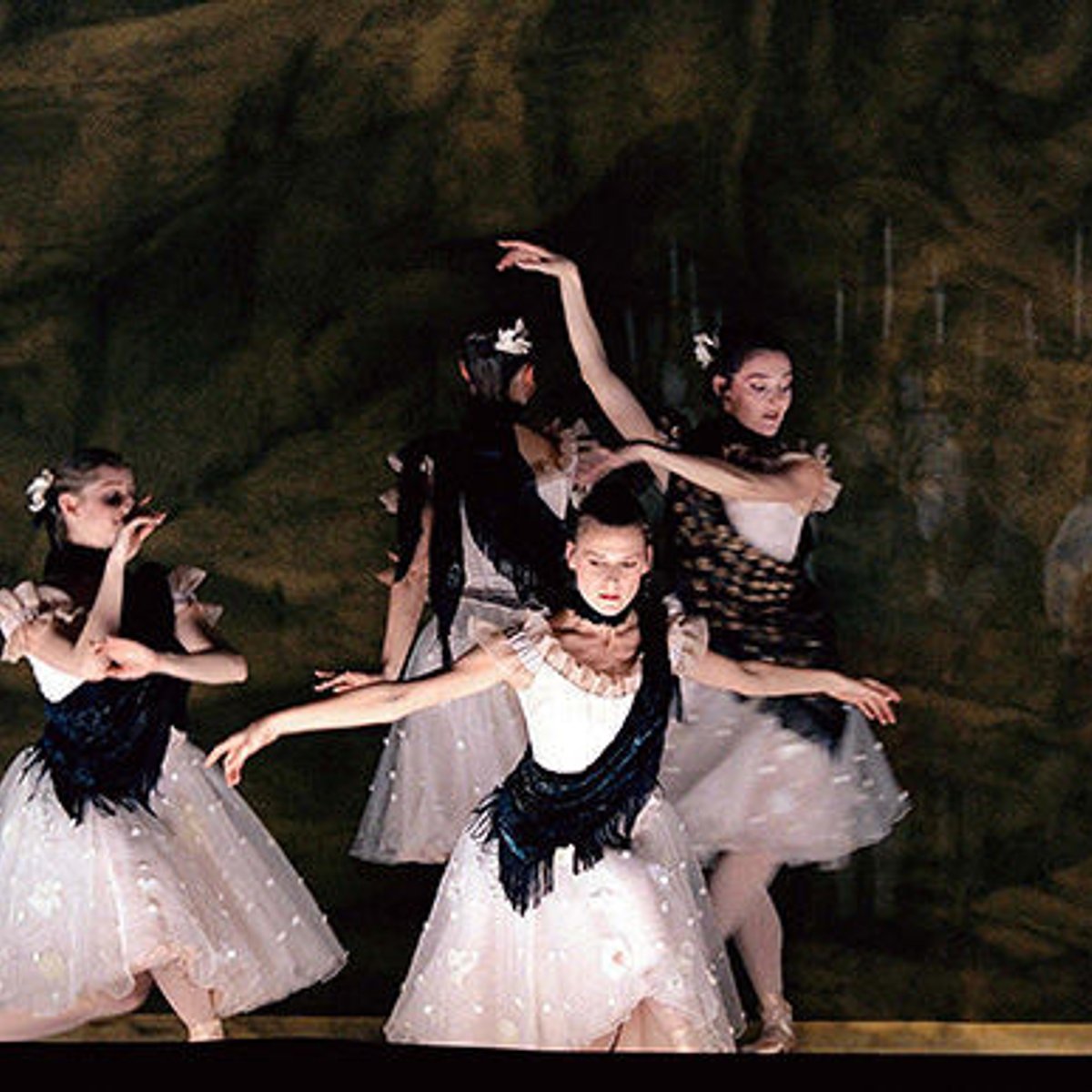 180130-petite-danseuse-1x1-2.jpg