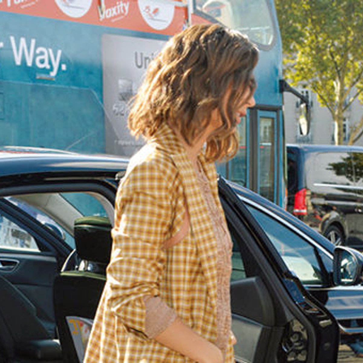 香港に上陸、シャネルの『マドモアゼル プリヴェ』展。