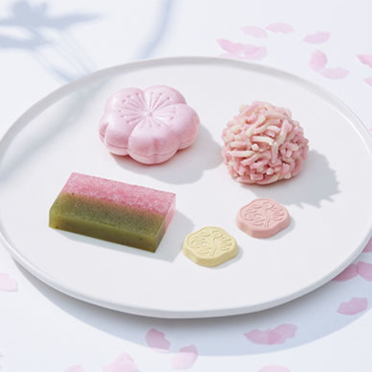 SHISEIDO ピコ＆とらやがコラボ。お花見ポップアップ開催！