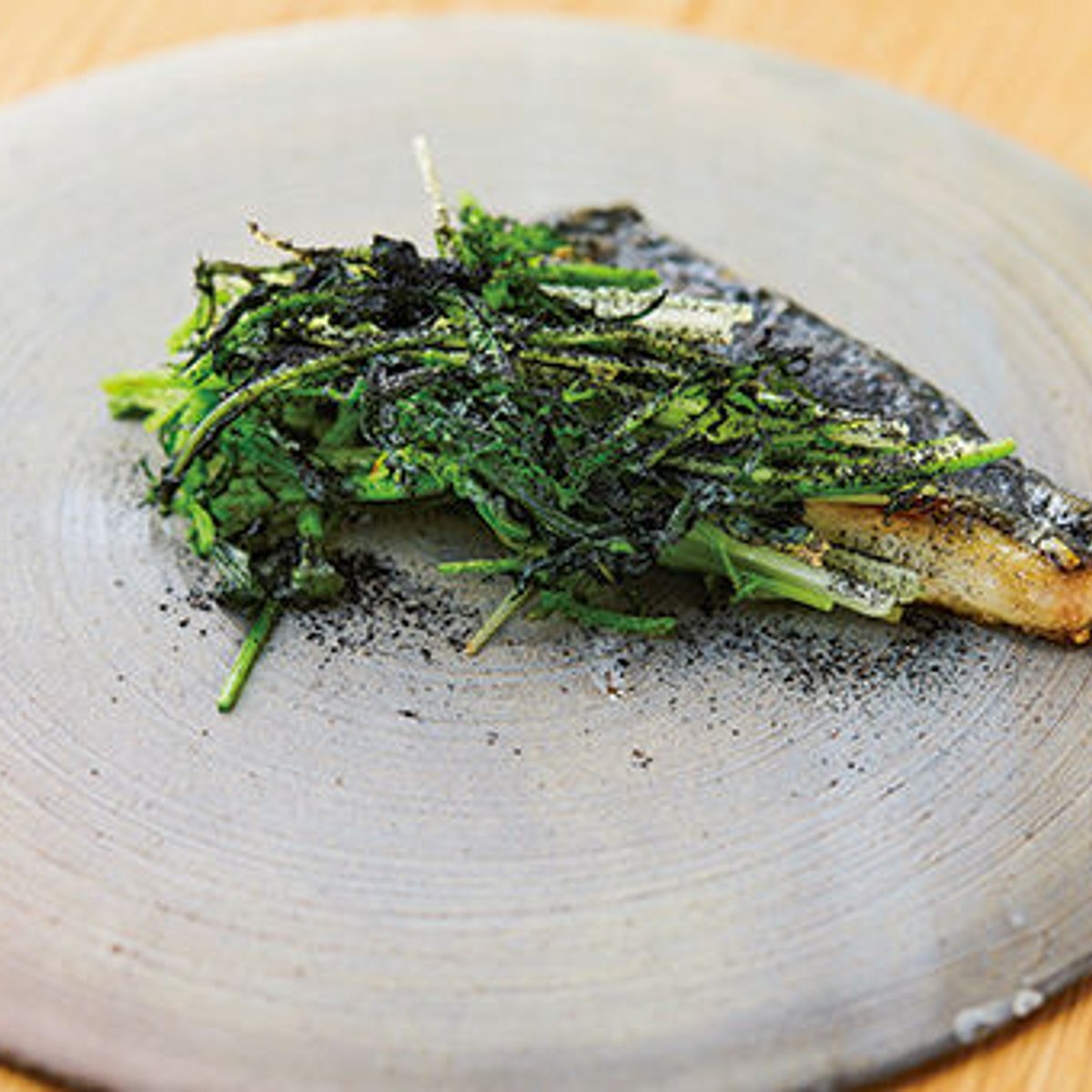 「何料理？」は野暮。目黒通りの新世界。