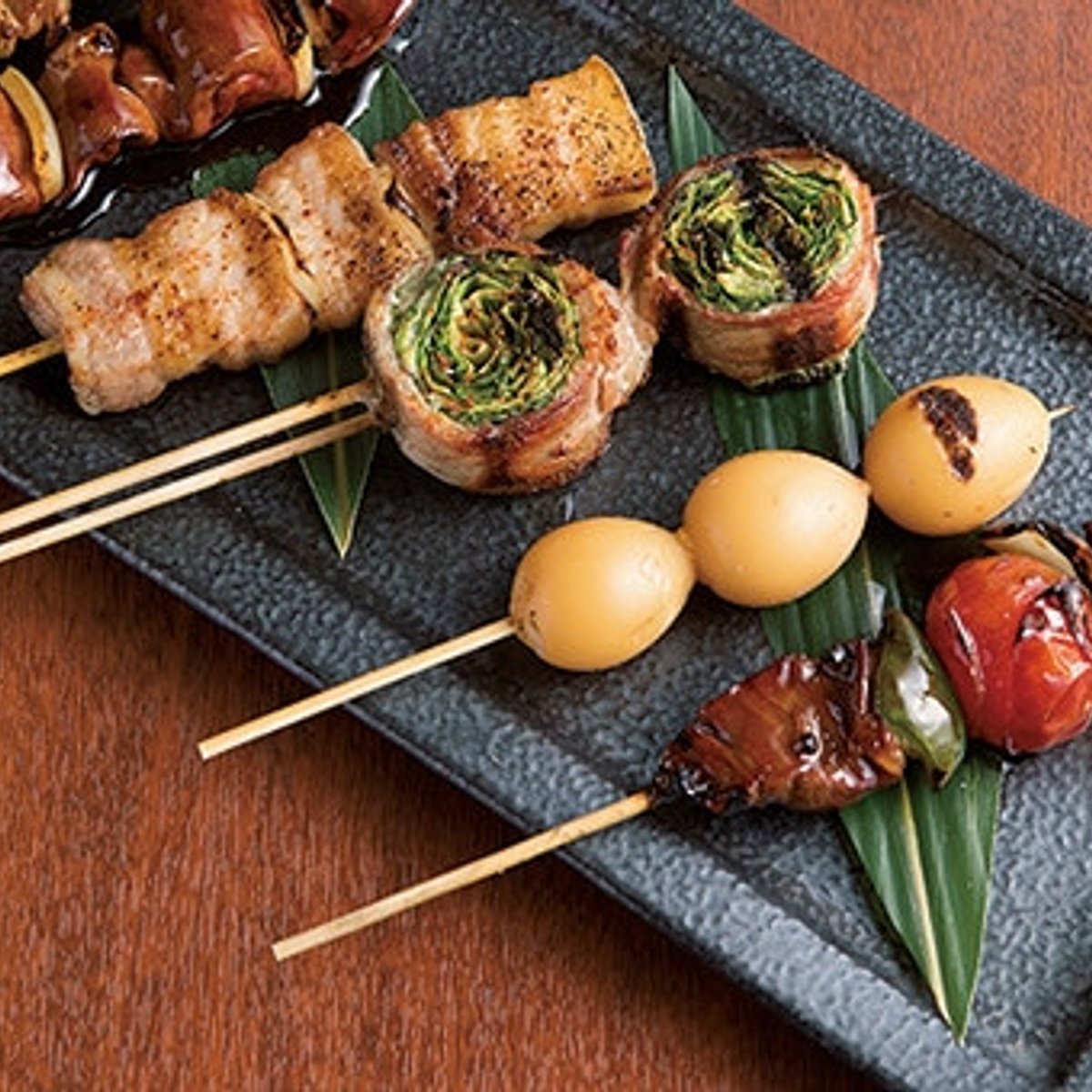 博多で欠かせない焼き鳥は個性派で楽しんで。