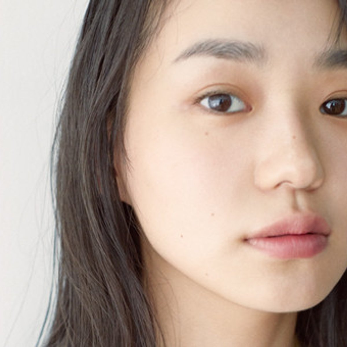 たおやかに時を刻む、カルティエと奈緒の競演。