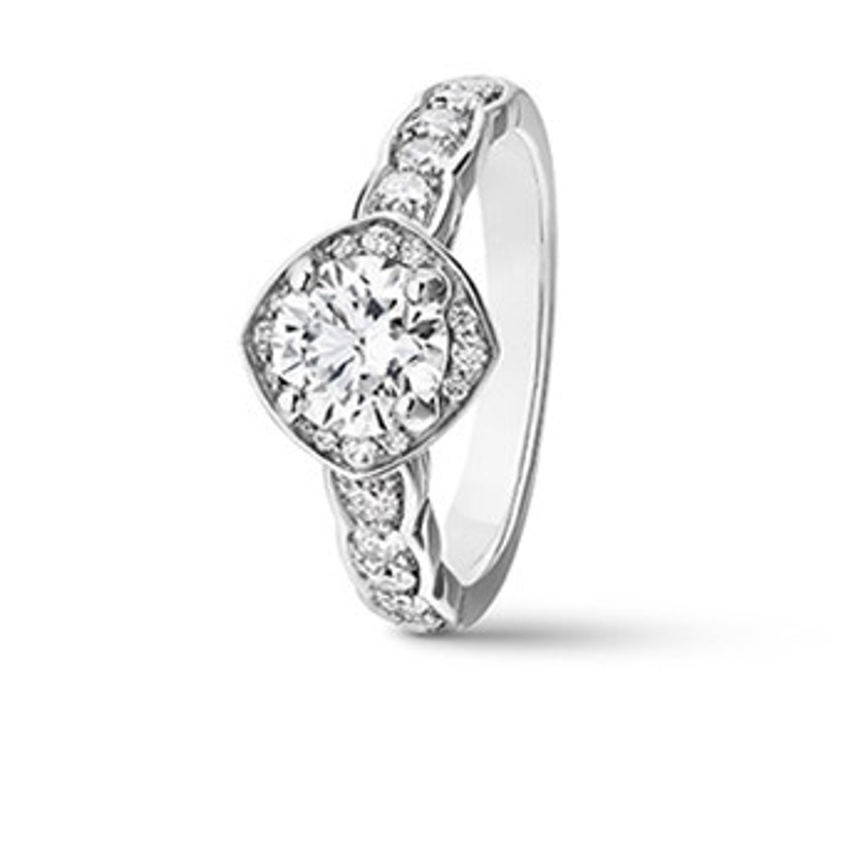 一生に一度のリングを探して！　人気ブランドのブライダルフェア。