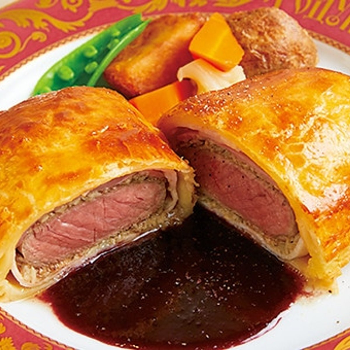 モスクワの老舗レストランによる、華麗なる肉料理を。