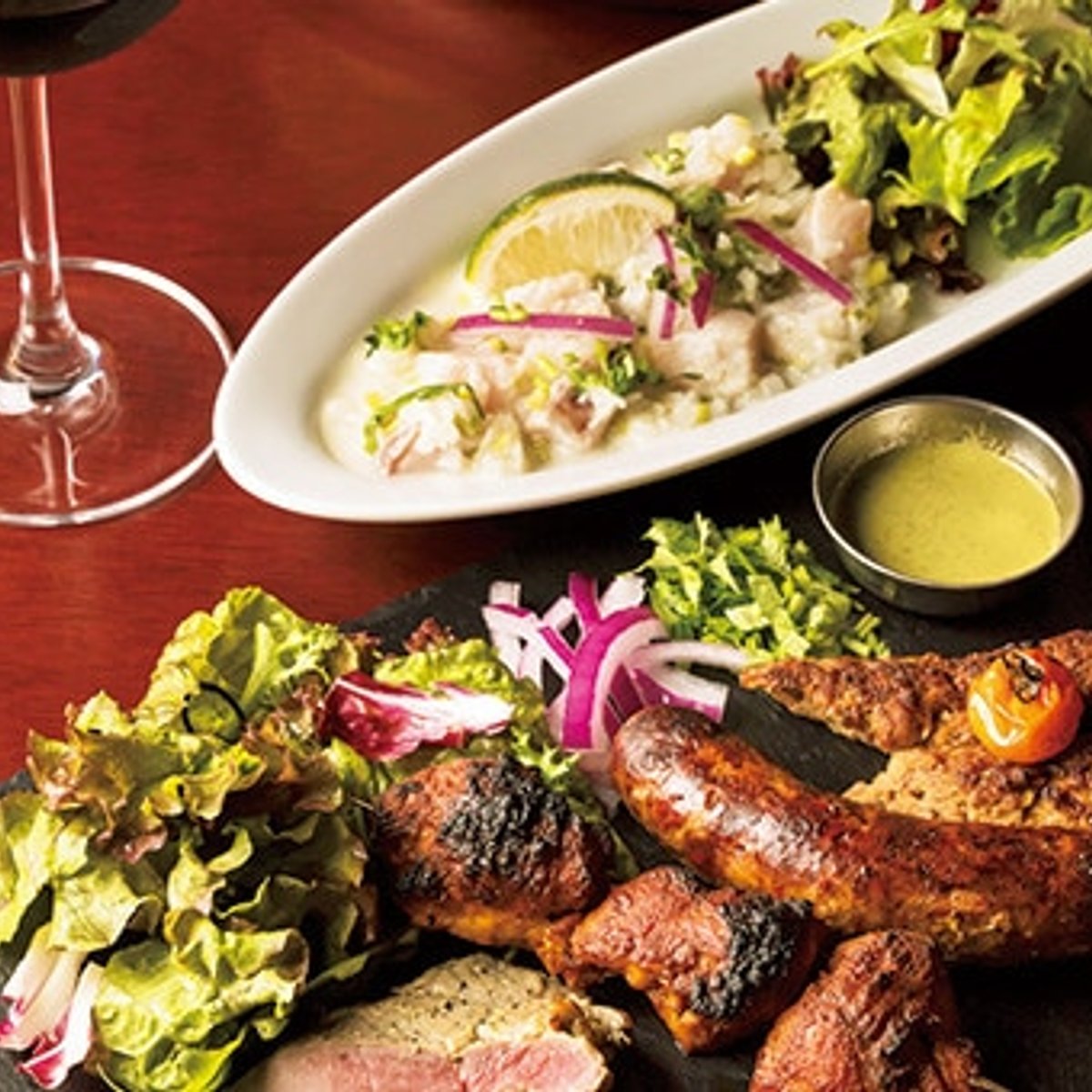 南インドの伝統料理と、モダンインディアンの競演。