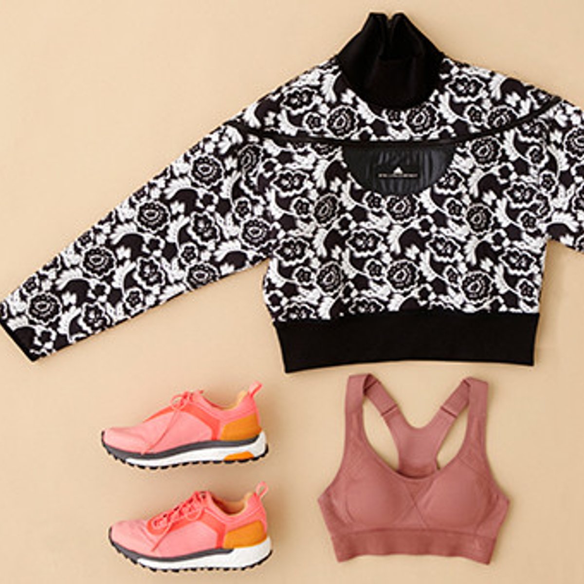 【ギフト特集】アクティブな人へ、気分が上がるスポーツウエア。