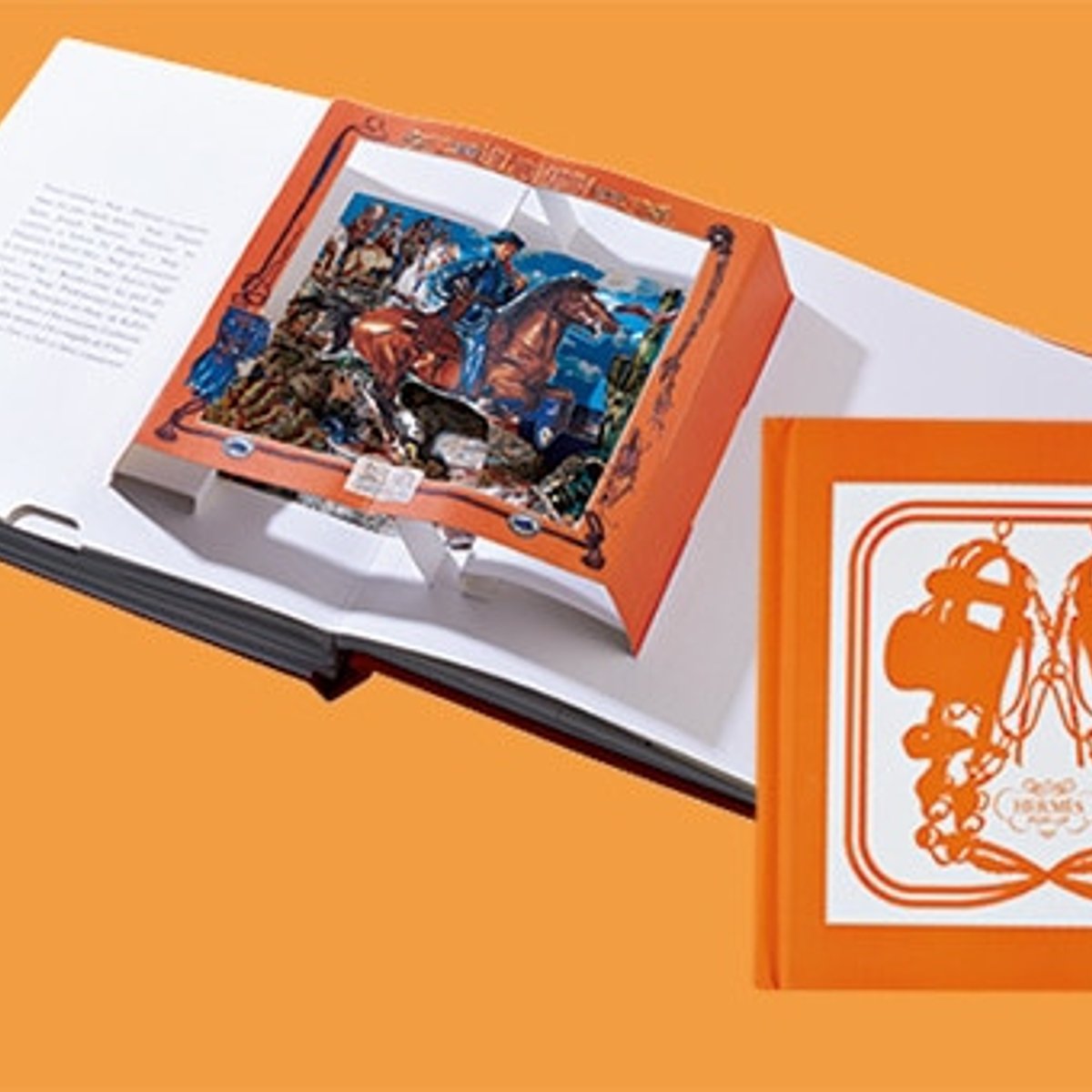 エルメスのカレが、ポップアップブックに！