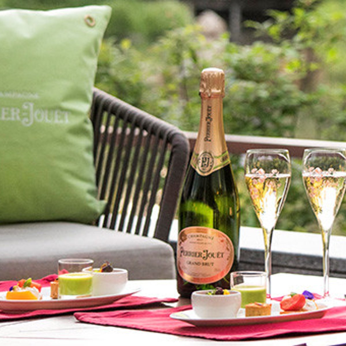 ペリエ ジュエ シャンパンガーデンが京都に！