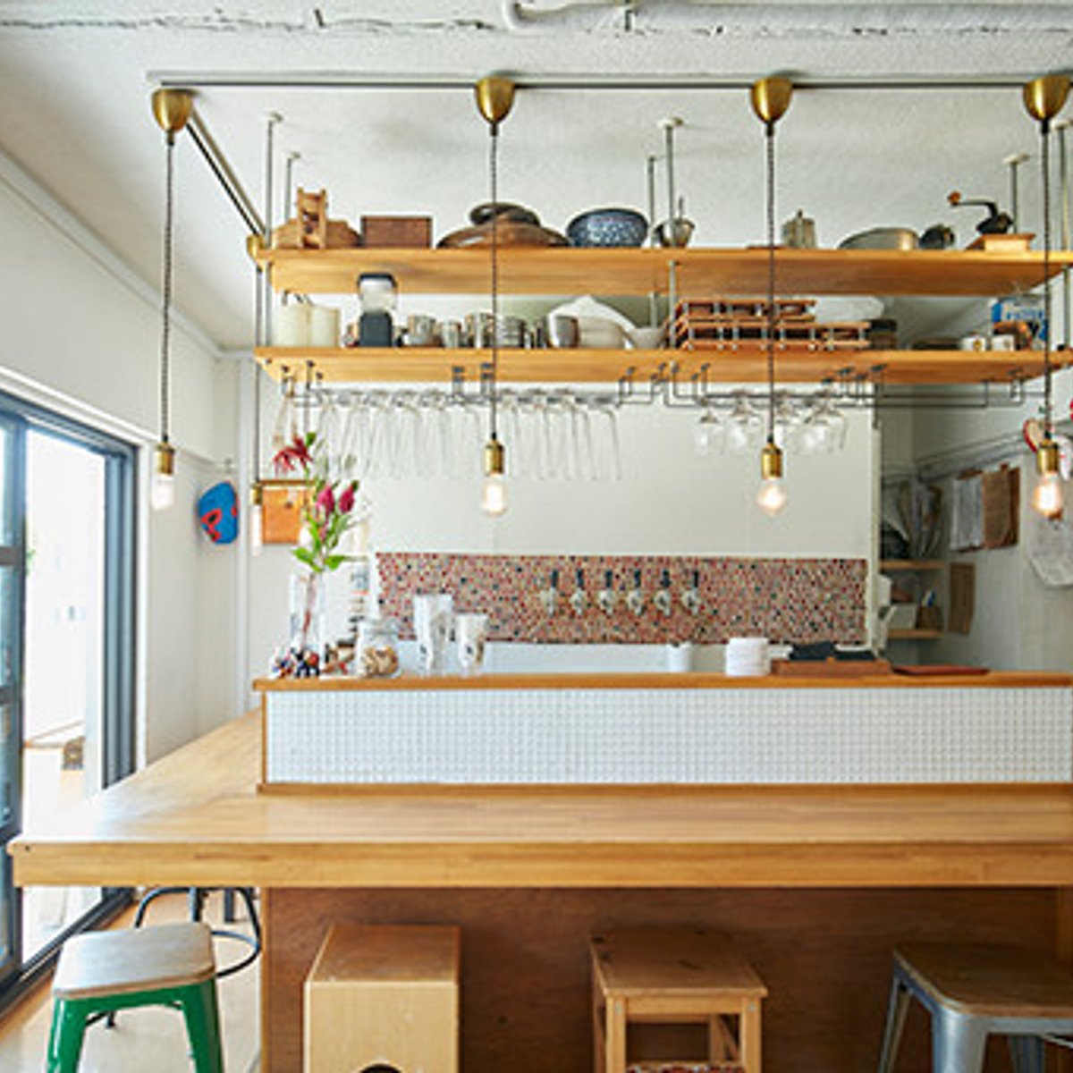 自由な発想で夫婦が営むクラフトビール＆カレーの店。