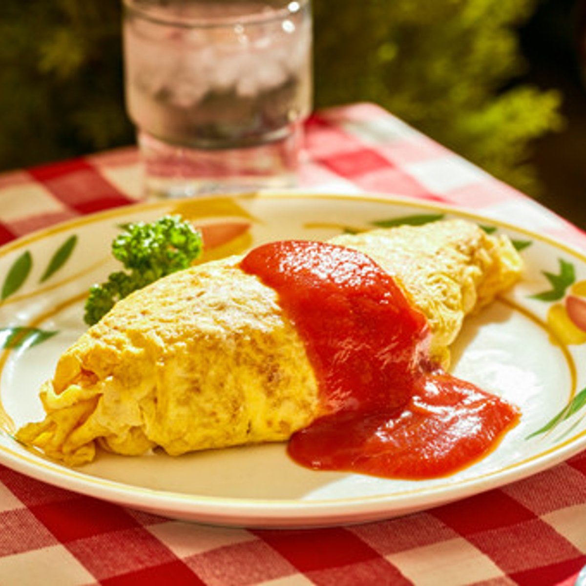 「新宿の胃袋」を支える、昔懐かしい食堂のオムライス。