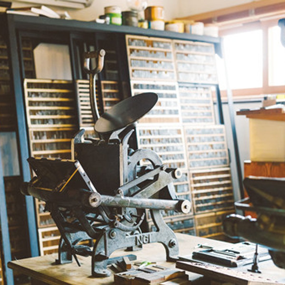 ワークショップで、活版印刷の手ざわりを楽しむ。