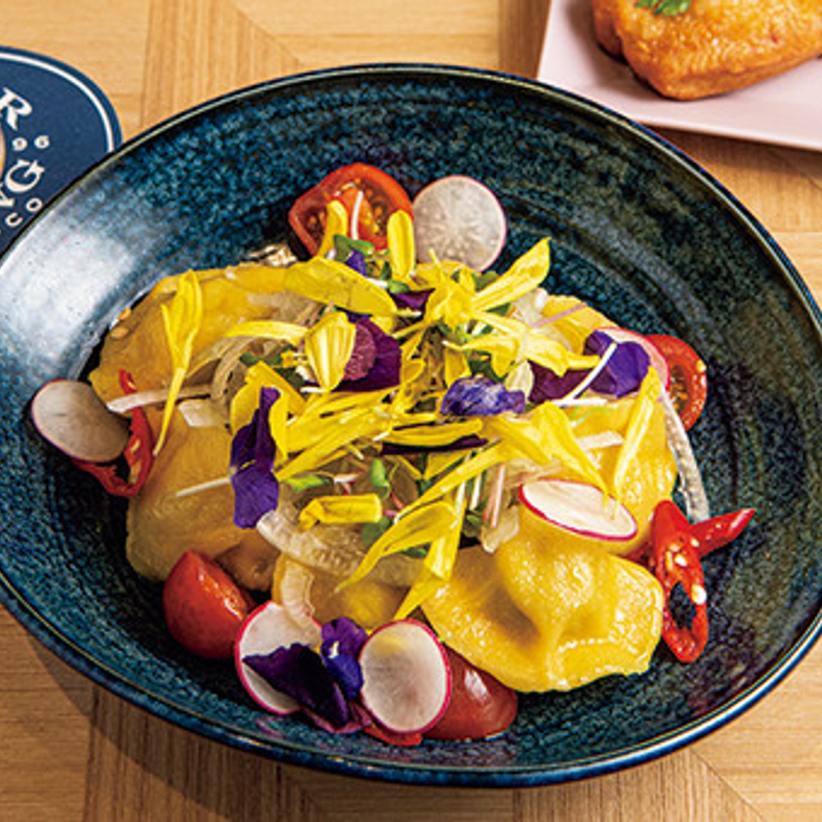 西安の飲茶レシピを、ポップに再構築。