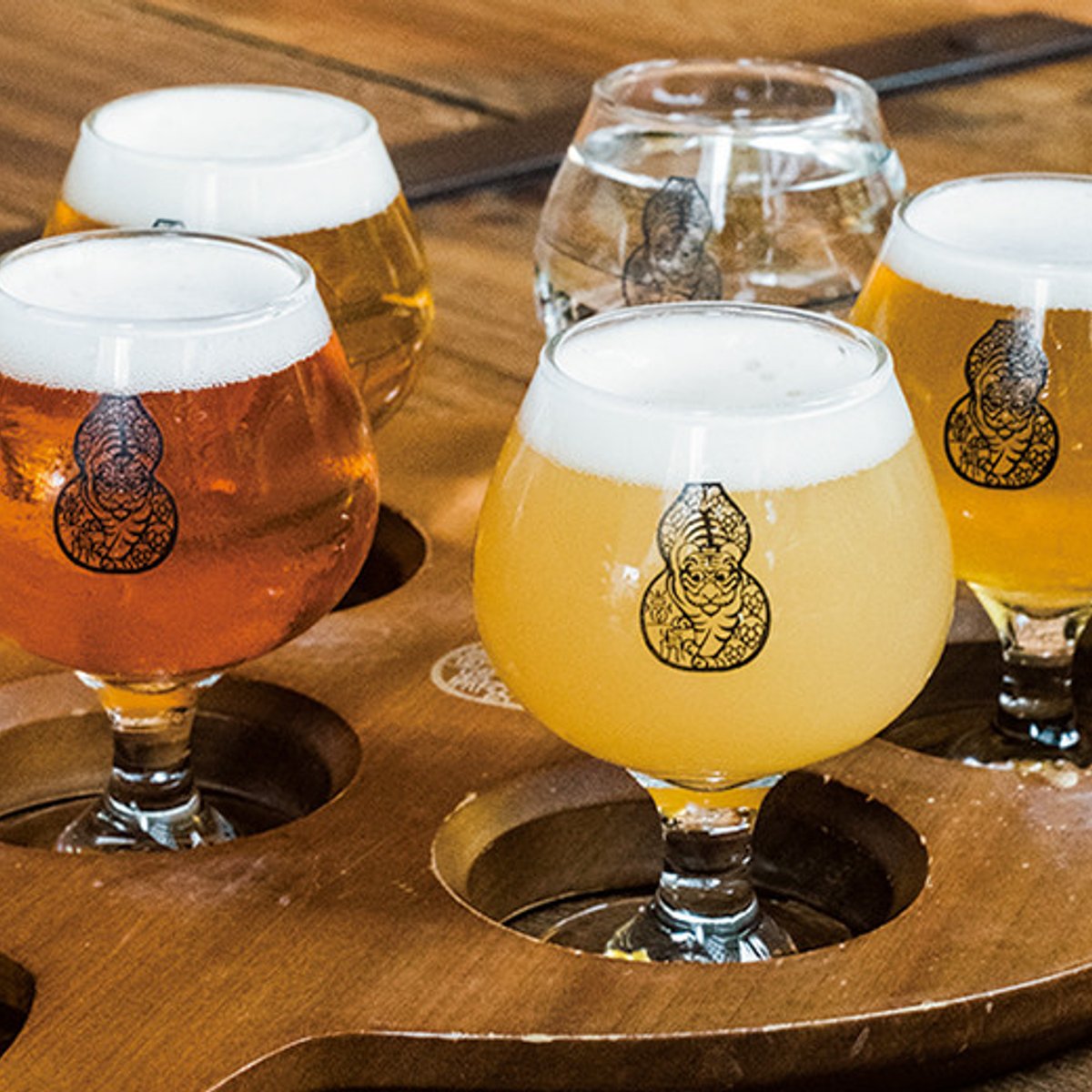 台北の夜は、クラフトビールで乾杯！