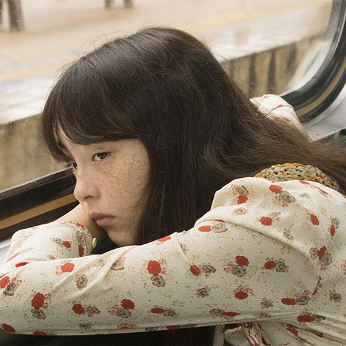 女優モトーラ世理奈に魅了された男たちのハナシ。