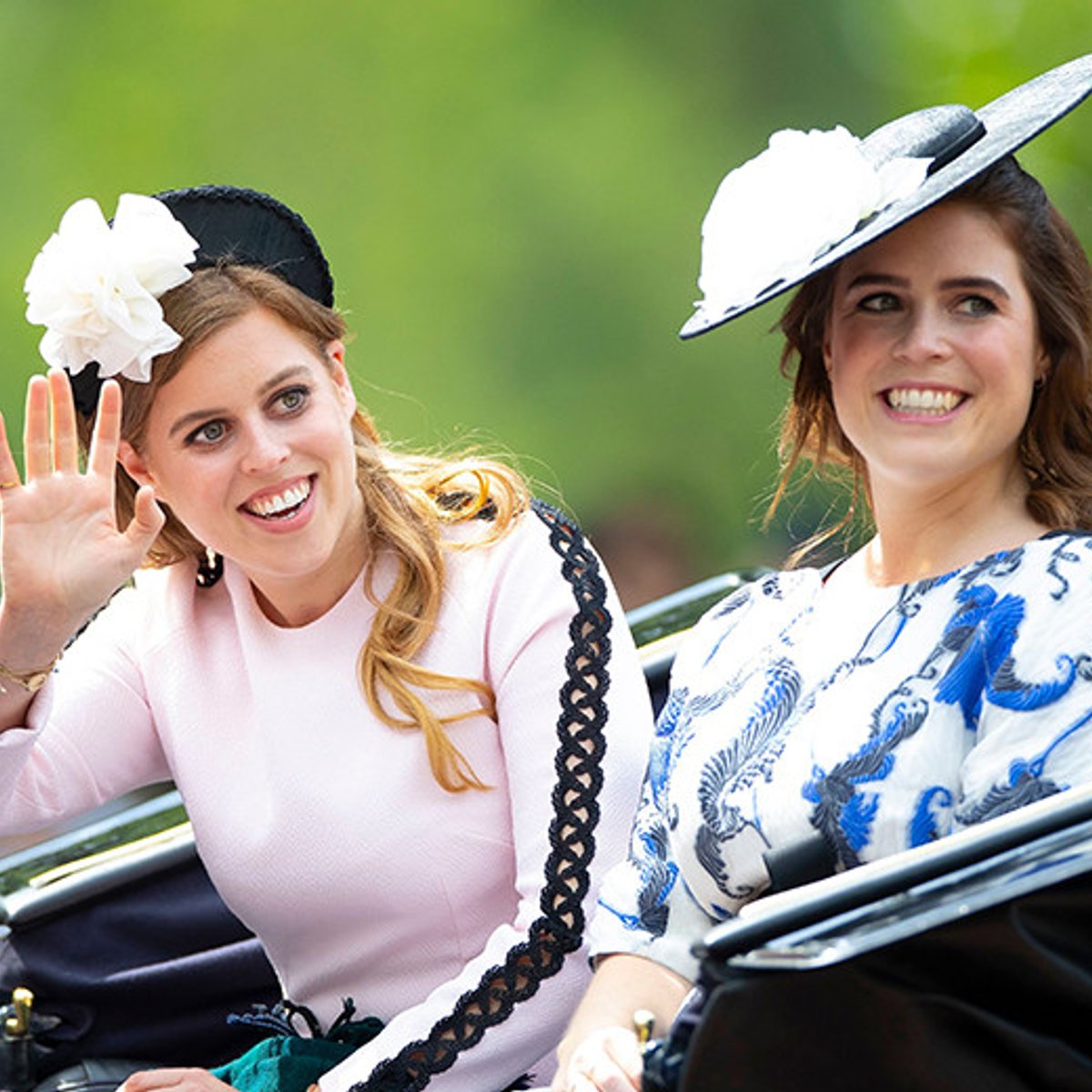 ハリー王子夫妻に代わり、従兄妹の王女姉妹が公務を穴埋め!?