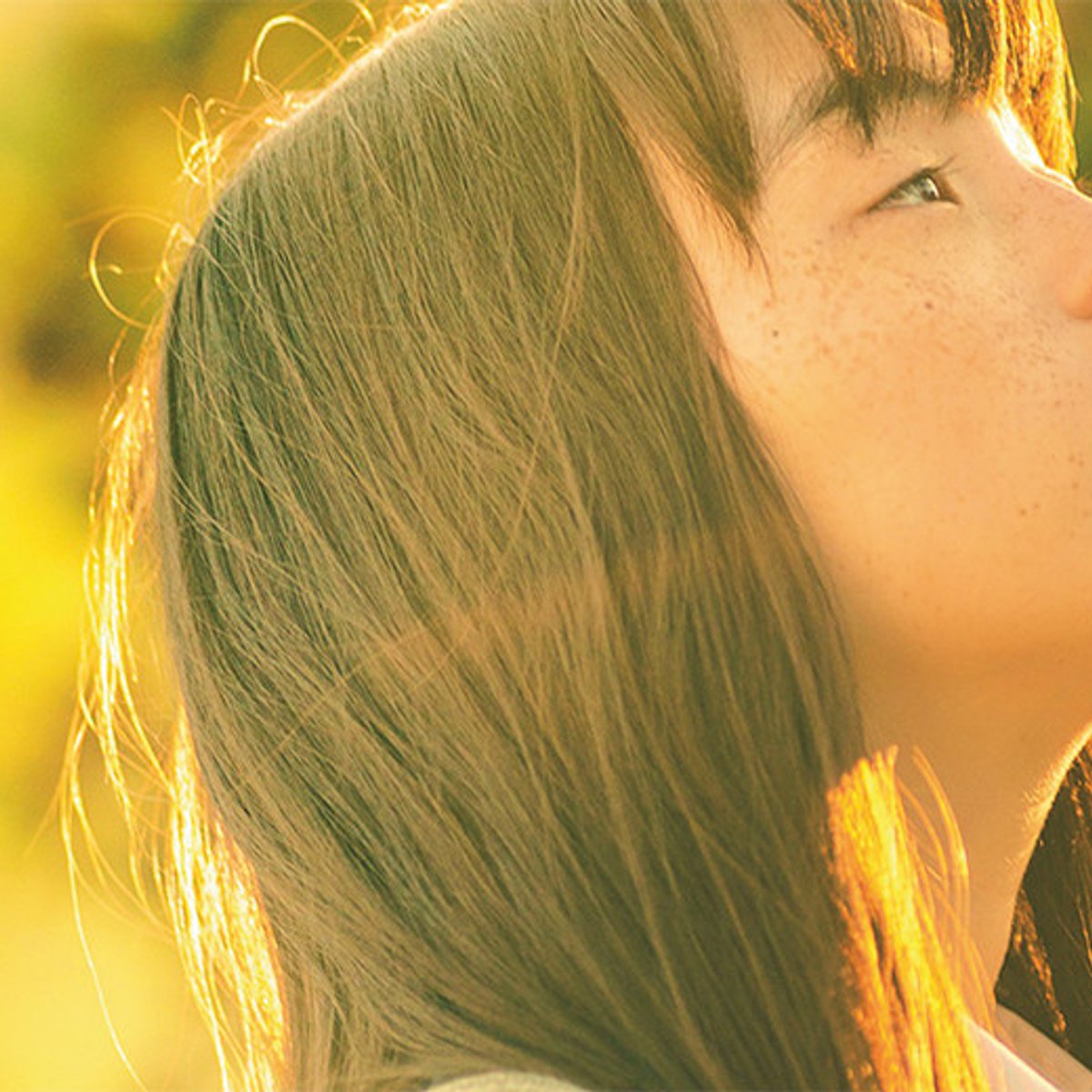 モトーラ世理奈が熱演、天国へ声を届ける電話の物語。