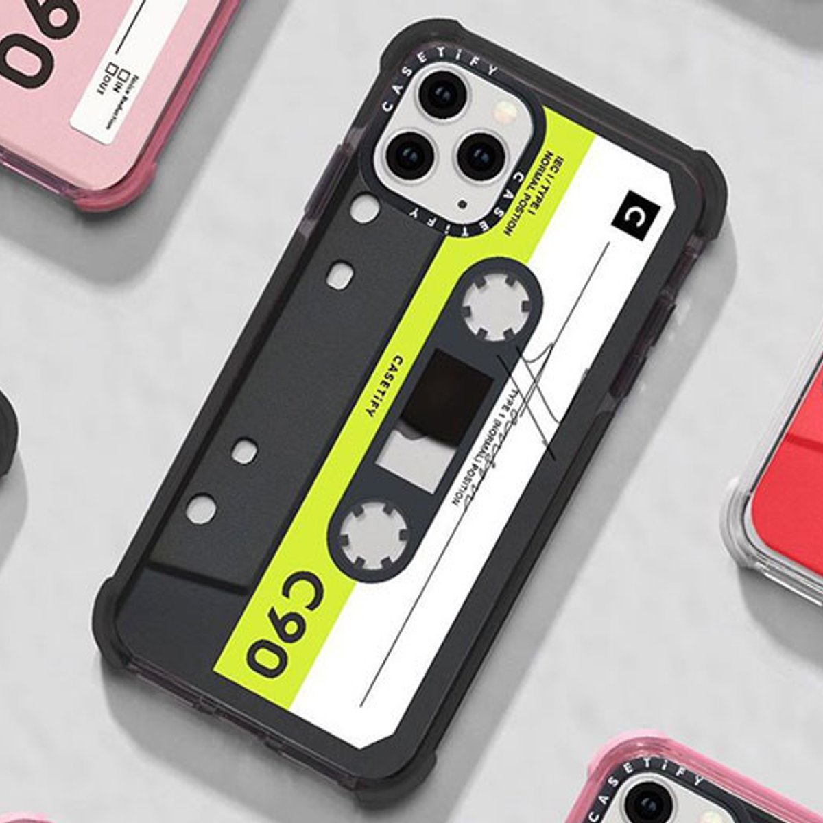 スマホを守ってくれる、私だけのミックステープ。 | madameFIGARO.jp
